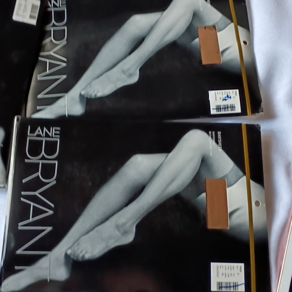 Lane Bryant Women's Daysheer Pantyhose Tan - and Gray Bundle Of 3 Size D - Picture 12 of 12